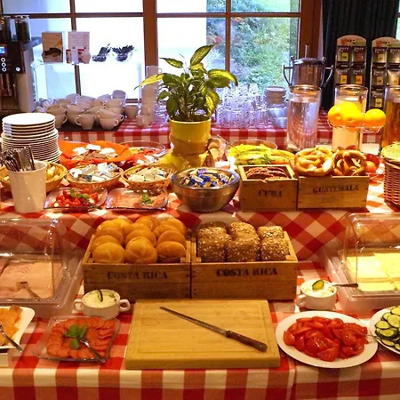 Bavaria Dream Hotel 3*